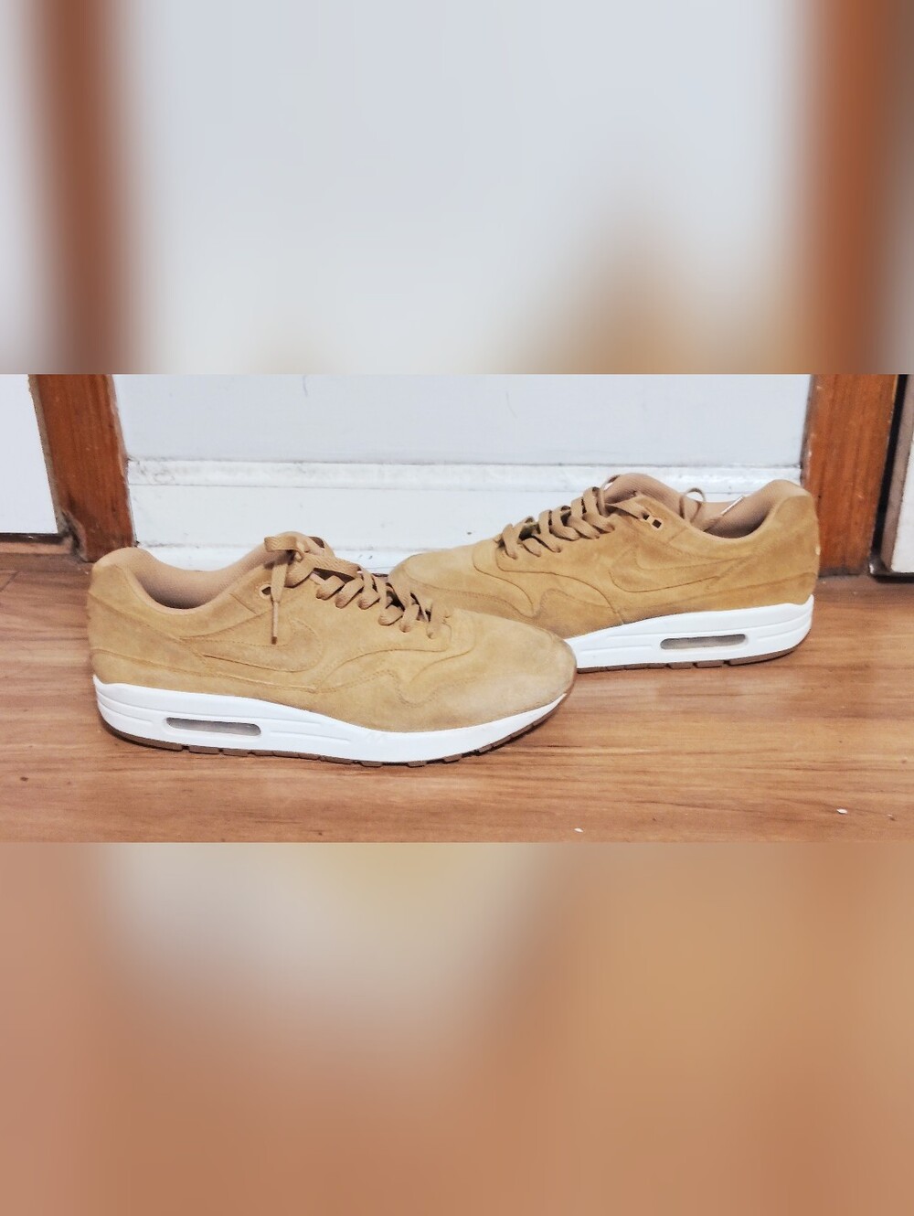 Nike Air Max 1 Premium Flax 2017 Suede Sneakers Size 11